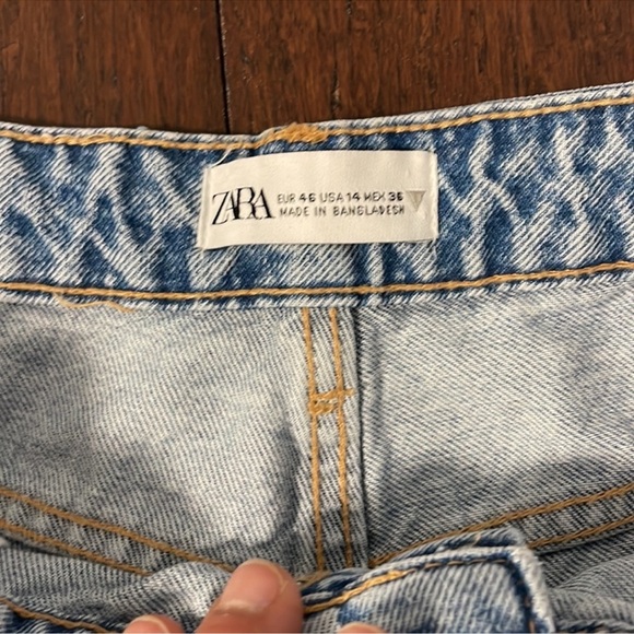 Zara classic mom fit high rise jeans - Picture 7 of 11